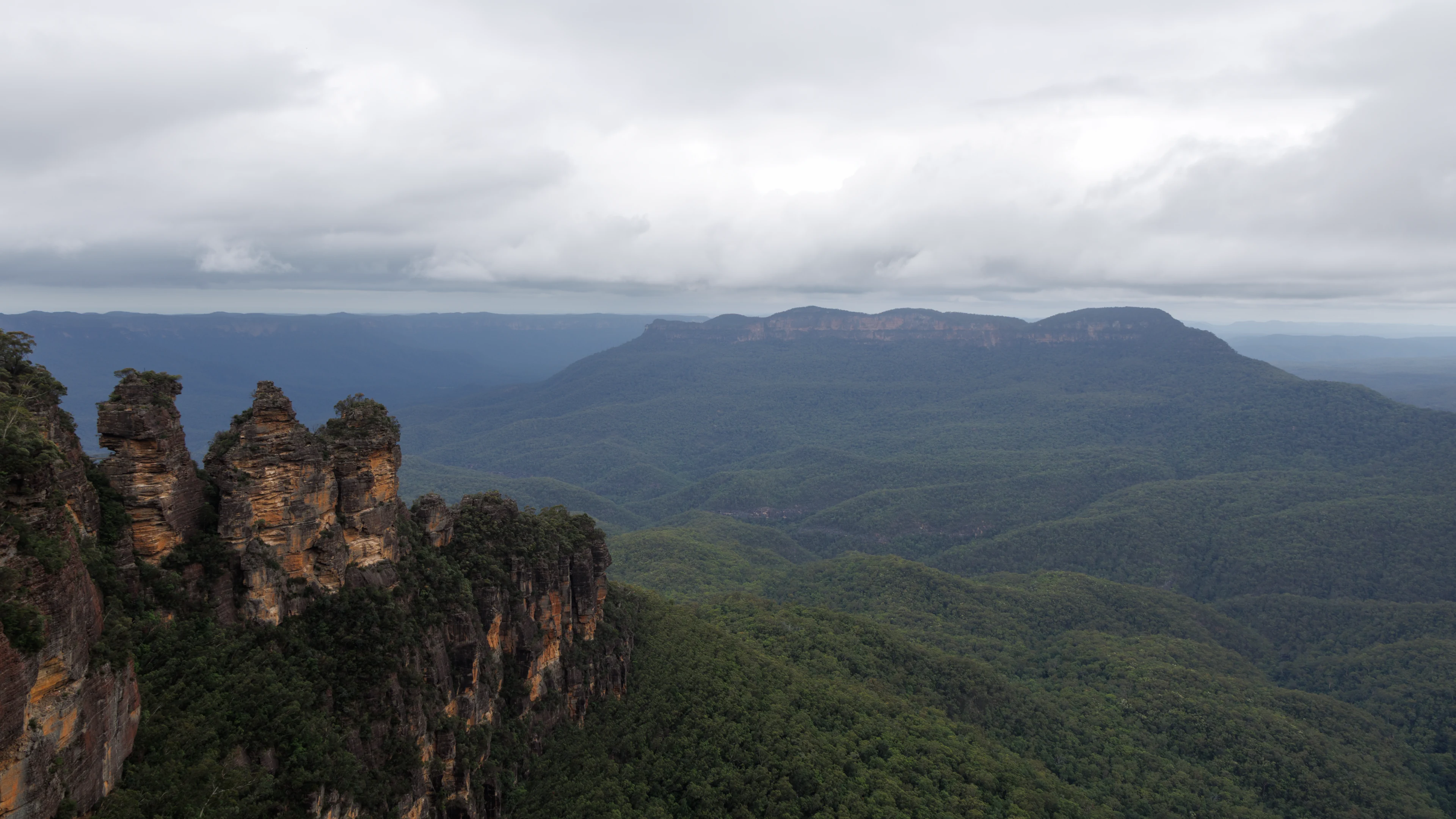 Three Sisters, Jamison Valley, Blue Mountains, Australia